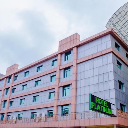 Hotel Platinum Kinshasa Bagian luar foto