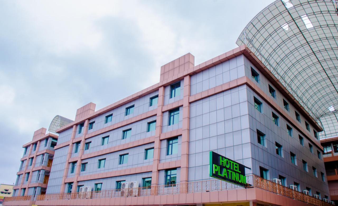 Hotel Platinum Kinshasa Bagian luar foto