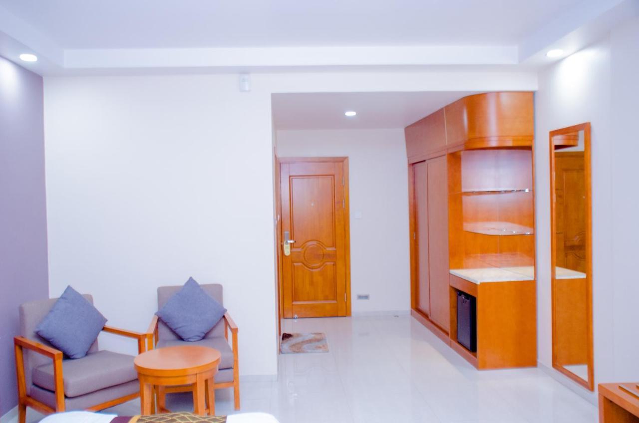 Hotel Platinum Kinshasa Bagian luar foto