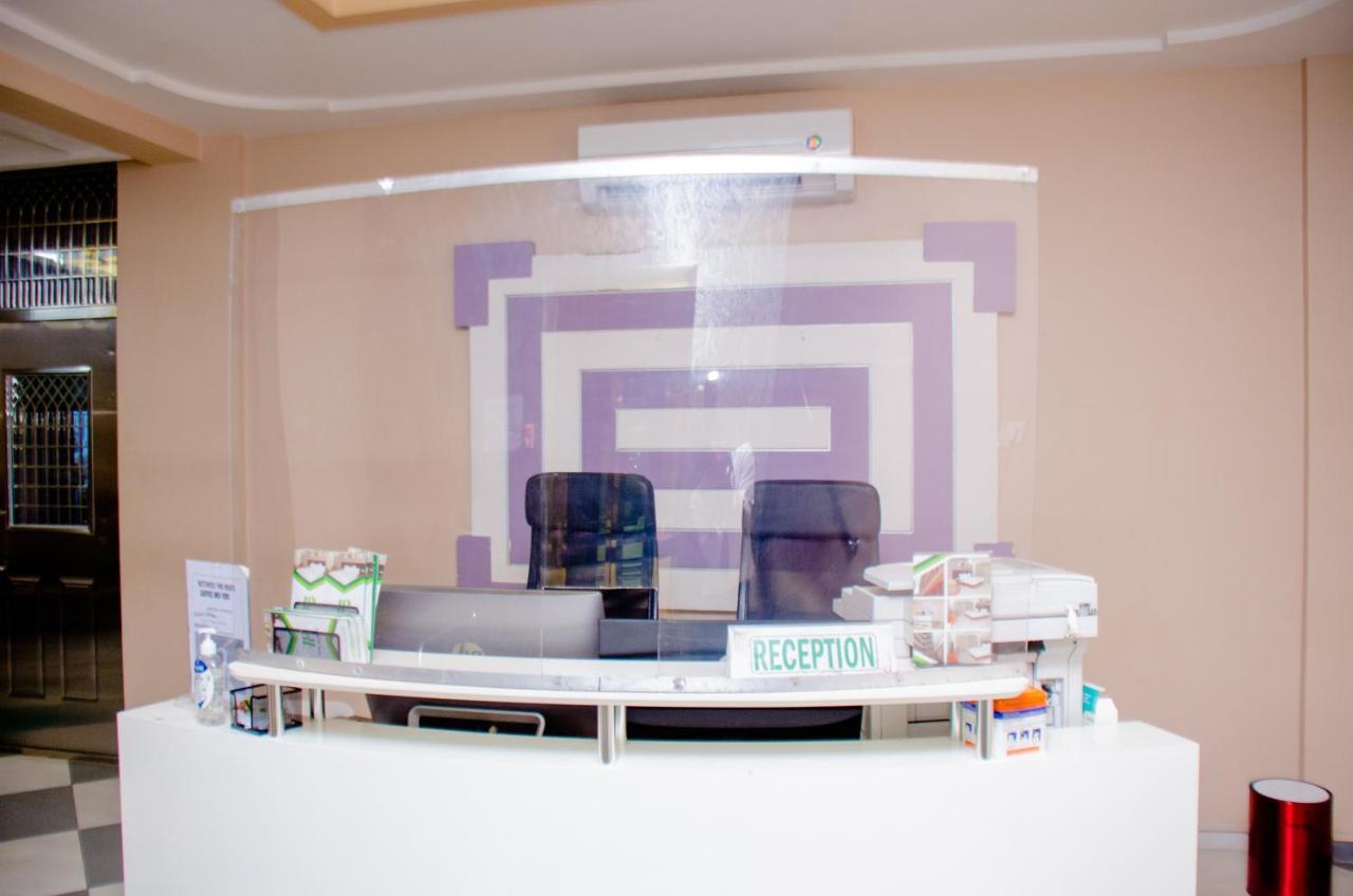 Hotel Platinum Kinshasa Bagian luar foto