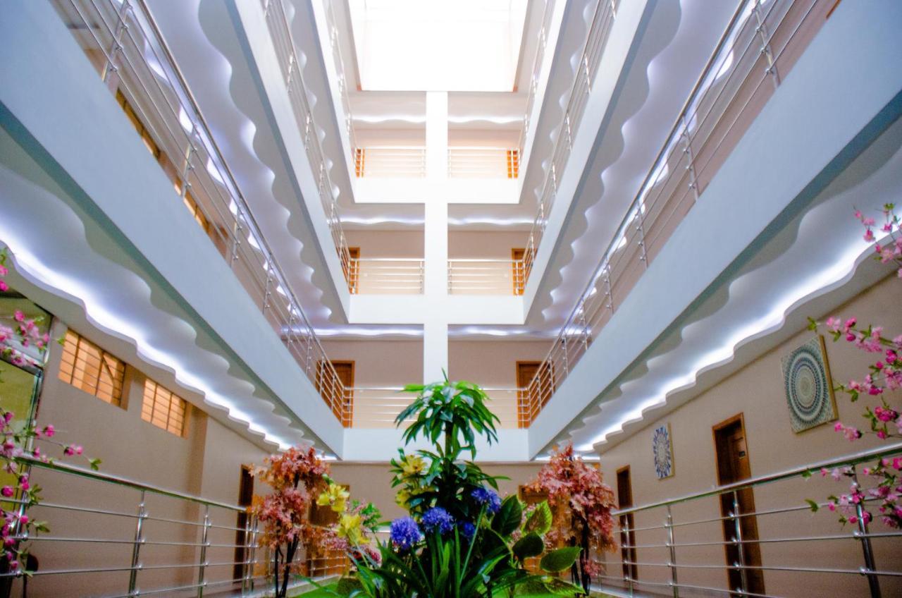 Hotel Platinum Kinshasa Bagian luar foto