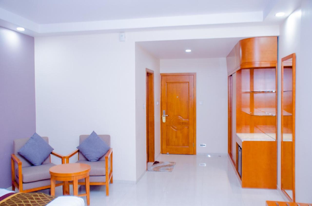 Hotel Platinum Kinshasa Bagian luar foto