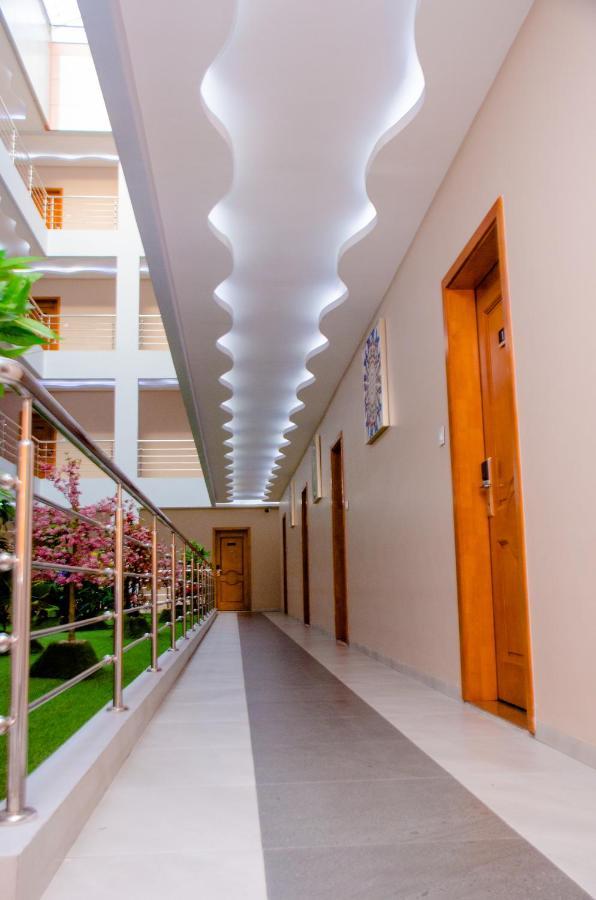 Hotel Platinum Kinshasa Bagian luar foto