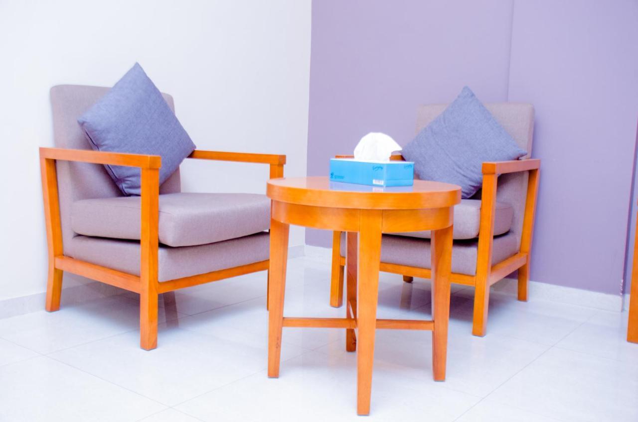 Hotel Platinum Kinshasa Bagian luar foto