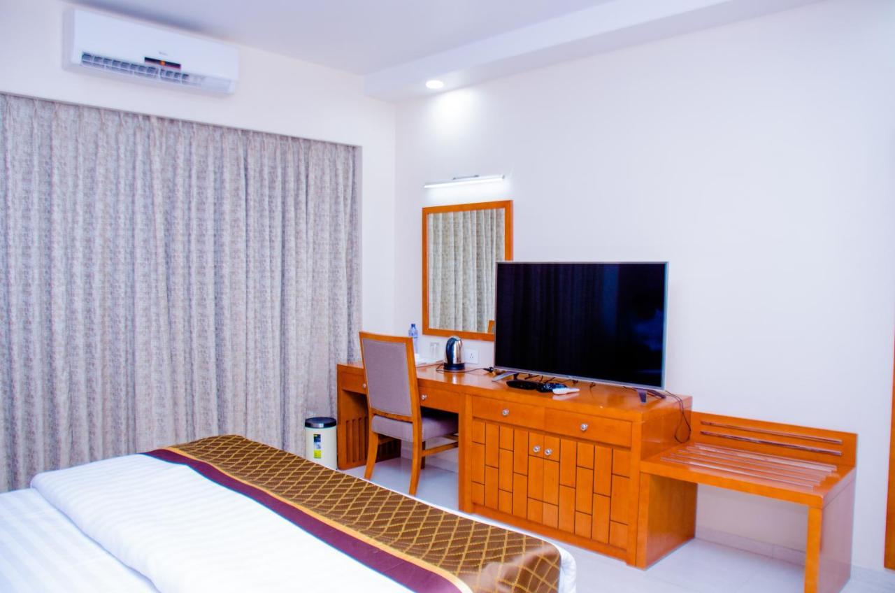 Hotel Platinum Kinshasa Bagian luar foto