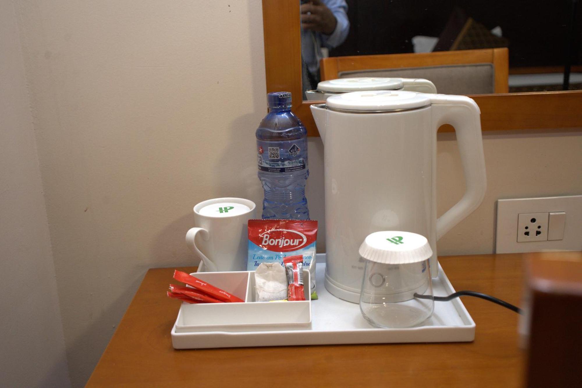 Hotel Platinum Kinshasa Bagian luar foto